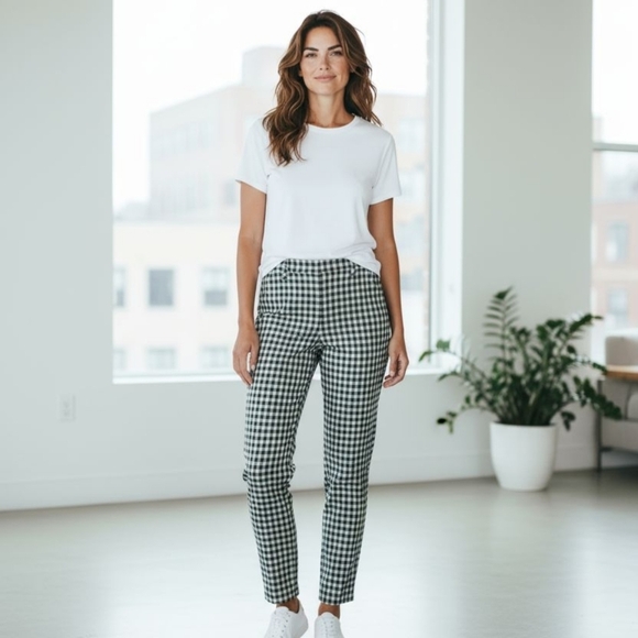 Pants - Vintage Chic Black and White Checkered Ankle Pants